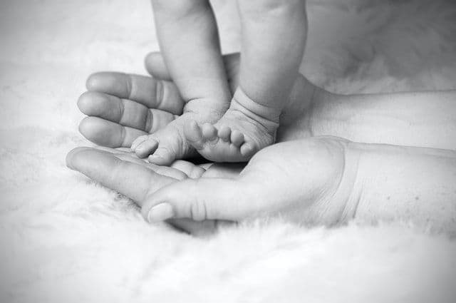 “Μητρότητα για μένα… λέξη χωρίς ορισμό” από τη μαμά Φανή