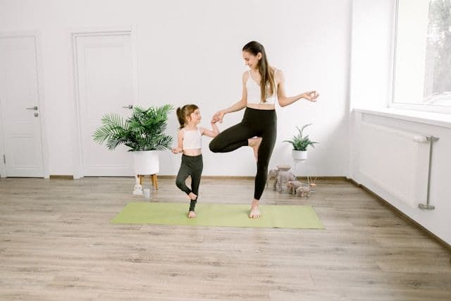 Πόσο συχνά πρέπει να κάνει kids yoga το παιδί;